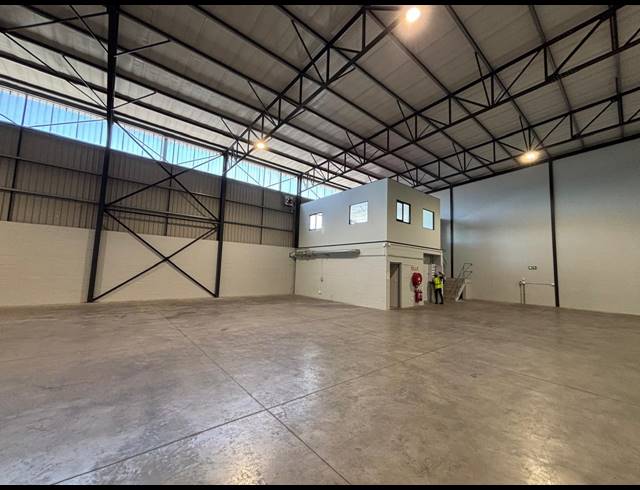 751M² FACTORY TO LET IN STIKLAND INDUSTRIAL